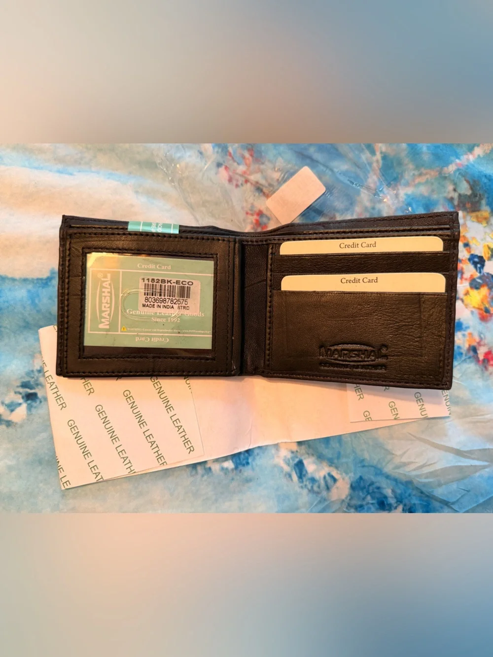Black Leather Bi-Fold Card & Key Holder Wallet